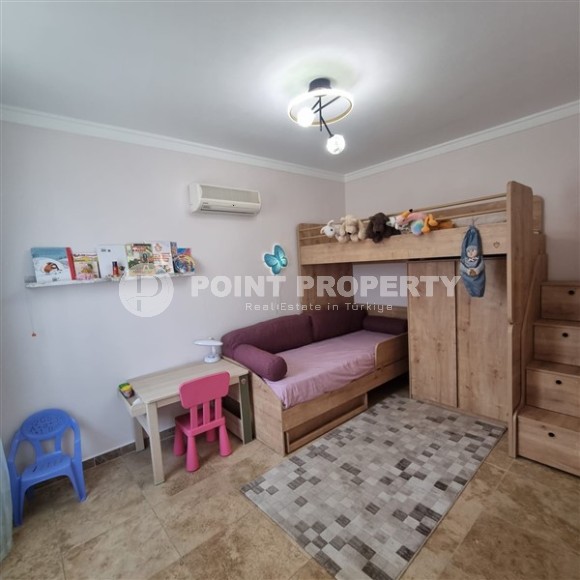 Большая двухуровневая квартира с собственным садом, в центре спокойного, благоустроенного района Аланьи - Джикджилли-id-5690-фото-10