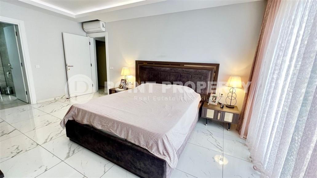 Panoramic apartment with sea views, on the 8th floor in a residence built in 2020-id-5691-photo-7