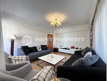 Светлая уютная квартира с двумя спальными комнатами в 300 метрах от моря.-id-3596-фото-2