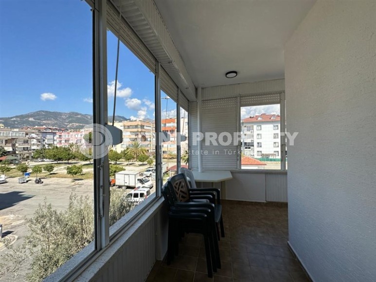 Светлая уютная квартира с двумя спальными комнатами в 300 метрах от моря.-id-3596-фото-14