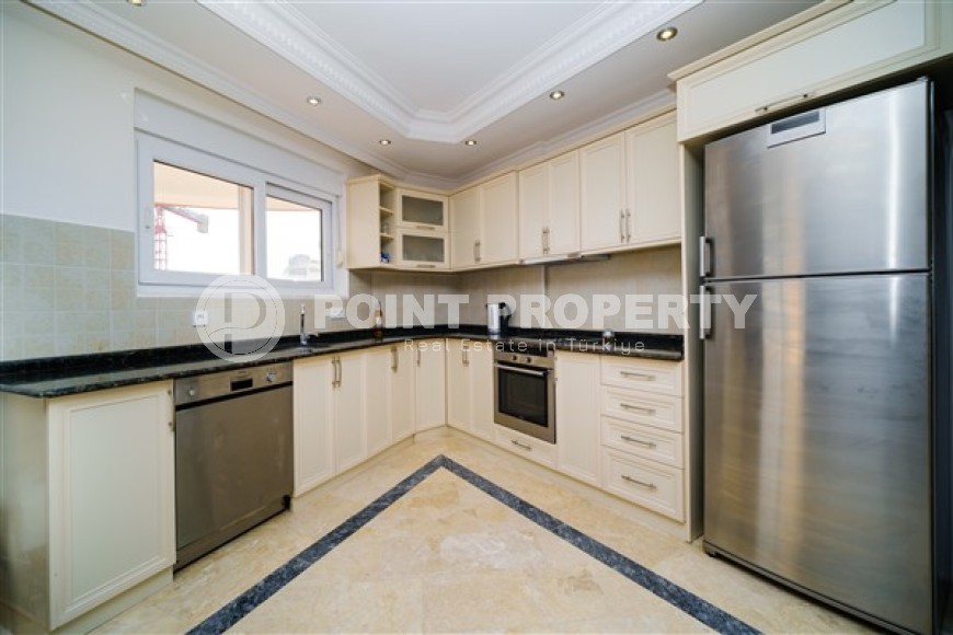 Ready to move in, view three-room apartment, 115m², 500m from the sea in the Tosmur area, Alanya-id-2115-photo-6