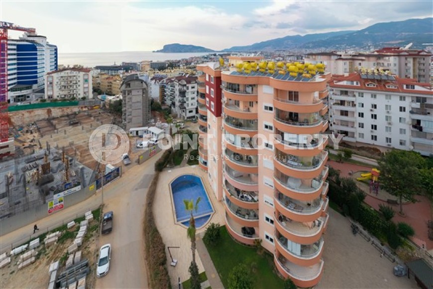 Ready to move in, view three-room apartment, 115m², 500m from the sea in the Tosmur area, Alanya-id-2115-photo-15