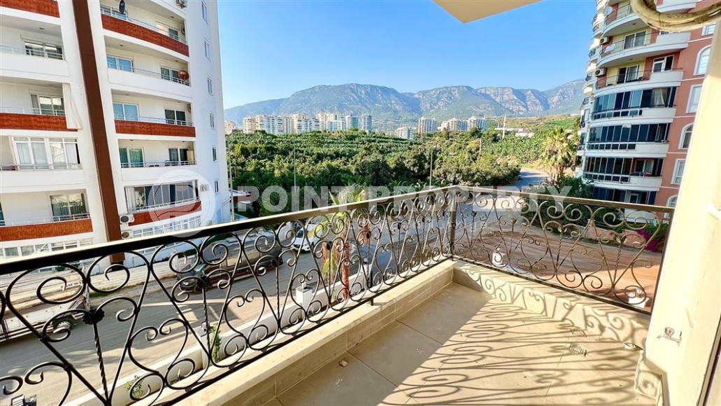 Небольшие апартаменты 1+1, общей площадью 55 м2, в 750 метрах от моря, в центре района Махмутлар-id-5707-фото-8