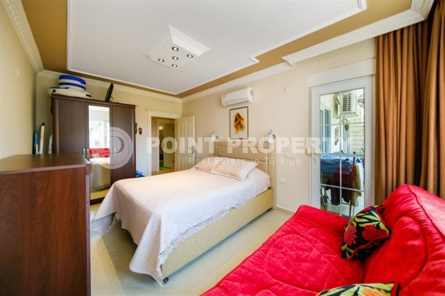 Комфортабельные апартаменты с новым ремонтом, современной мебелью и бытовой техникой, в километре от моря-id-5713-фото-5