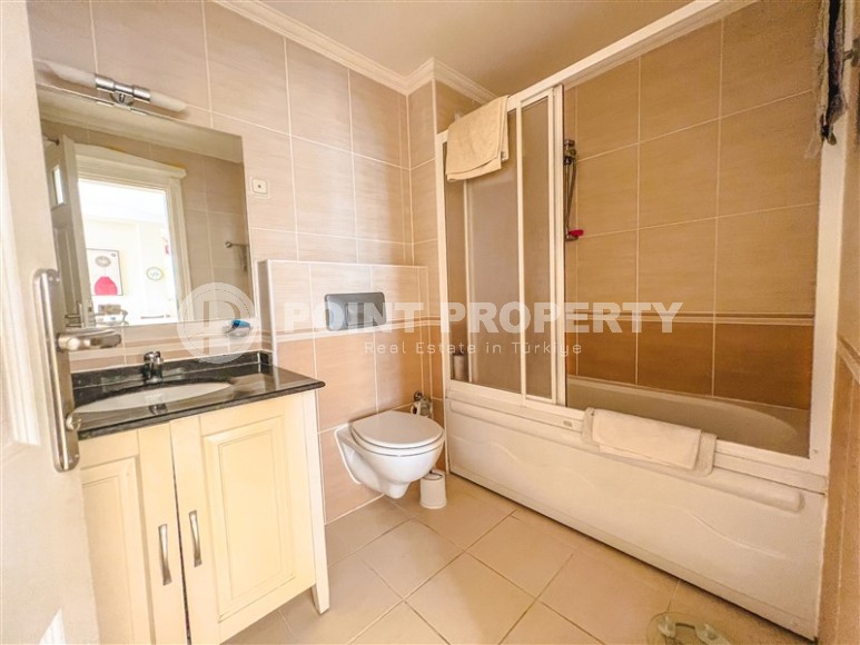 Уютная двухуровневая квартира с роскошным панорамным видом на море, в жилом комплексе 2008 года постройки-id-5714-фото-7