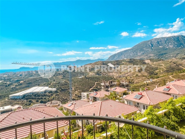 Уютная двухуровневая квартира с роскошным панорамным видом на море, в жилом комплексе 2008 года постройки-id-5714-фото-11