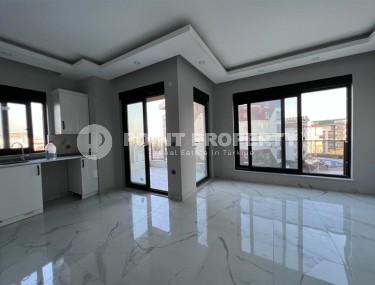 Бюджетная новая квартира с чистовой отделкой в полутора километрах от моря-id-5717-фото-2