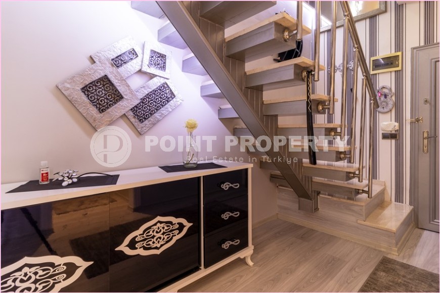 Panoramic two-level apartment with four bedrooms, in the very center of Mahmutlar-id-5718-photo-10