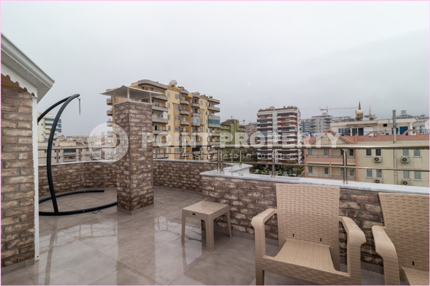 Panoramic two-level apartment with four bedrooms, in the very center of Mahmutlar-id-5718-photo-16
