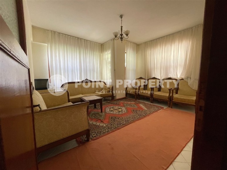 Budget apartment 2+1, total area 100 m2, 150 meters from the beach and promenade-id-5720-photo-2
