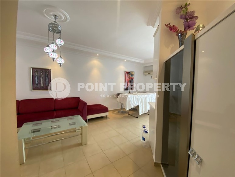 Небольшая уютная квартира, с мебелью и бытовой техникой, в центре тихого, благоустроенного района Аланьи - Тосмур-id-5730-фото-2