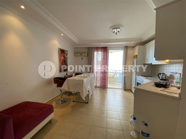 Небольшая уютная квартира, с мебелью и бытовой техникой, в центре тихого, благоустроенного района Аланьи - Тосмур-id-5730-фото-3