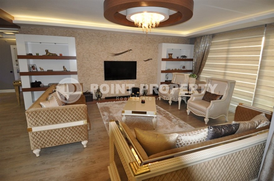 Комфортабельная двухуровневая квартира, с качественным ремонтом, стильной мебелью и современной бытовой техникой, в популярном районе Аланьи - Оба-id-5731-фото-2