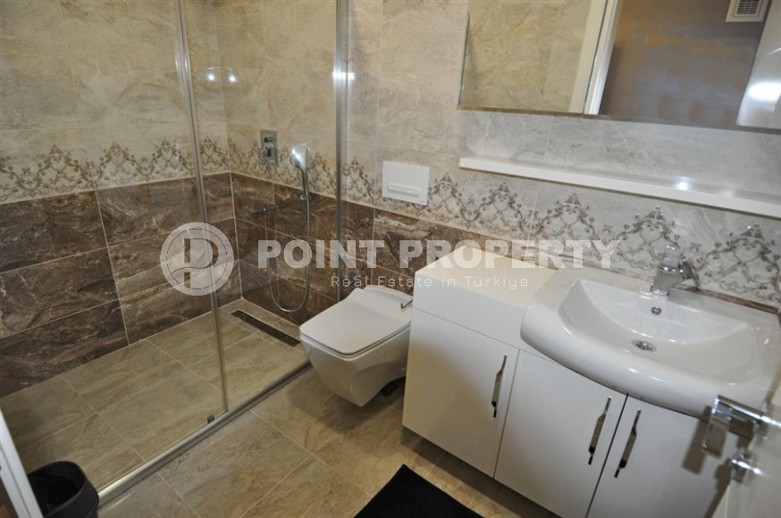 Комфортабельная двухуровневая квартира, с качественным ремонтом, стильной мебелью и современной бытовой техникой, в популярном районе Аланьи - Оба-id-5731-фото-17