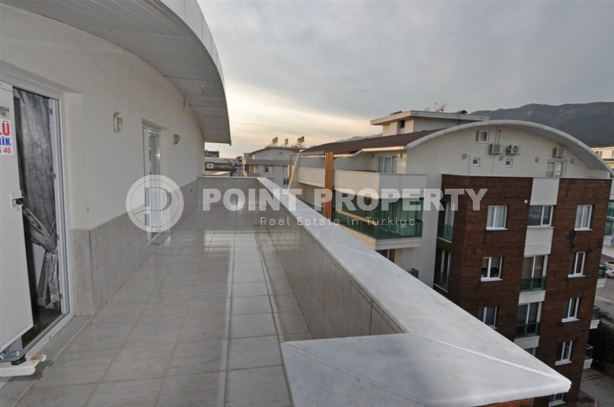 Комфортабельная двухуровневая квартира, с качественным ремонтом, стильной мебелью и современной бытовой техникой, в популярном районе Аланьи - Оба-id-5731-фото-20