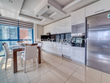 Стильная панорамная квартира 2+1, общей площадью 120 м2, в центре комфортабельного района Аланьи - Джикджилли-id-5737-фото-4