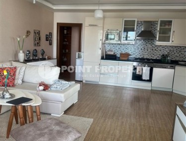 Благоустроенная меблированная квартира в 850 метрах от моря, в нескольких минутах ходьбы от центра района Оба-id-5738-фото-2