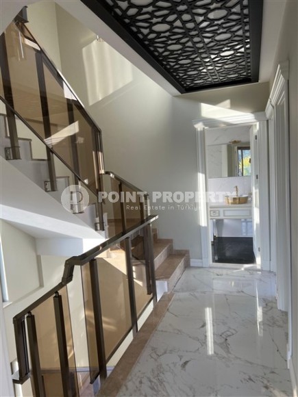 Современная трехэтажная вилла с бассейном и садом, в популярном курортном районе Анталии - Белек-id-5740-фото-8