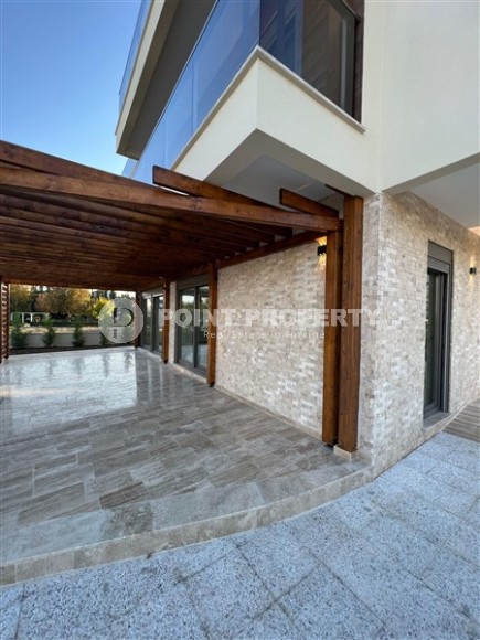 Современная трехэтажная вилла с бассейном и садом, в популярном курортном районе Анталии - Белек-id-5740-фото-18