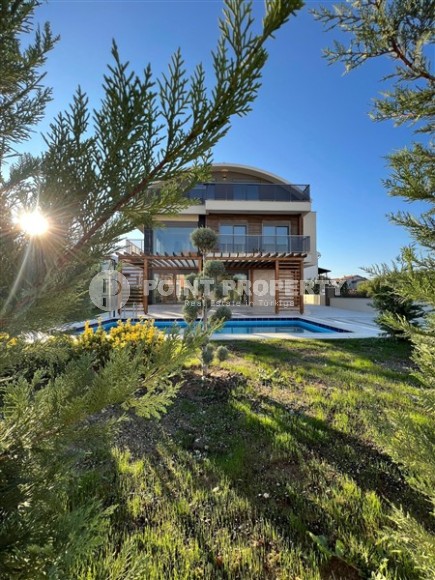 Современная трехэтажная вилла с бассейном и садом, в популярном курортном районе Анталии - Белек-id-5740-фото-21