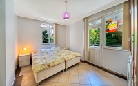 Cozy, bright apartment on the 1st floor in a building built in 2007, in the very center of Alanya-id-5743-photo-3