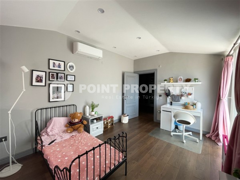 Пентхаус 5+1 с видом на Аланийскую крепость и море, с полным пакетом мебели и бытовой техники, Тосмур, 200м2-id-1451-фото-26