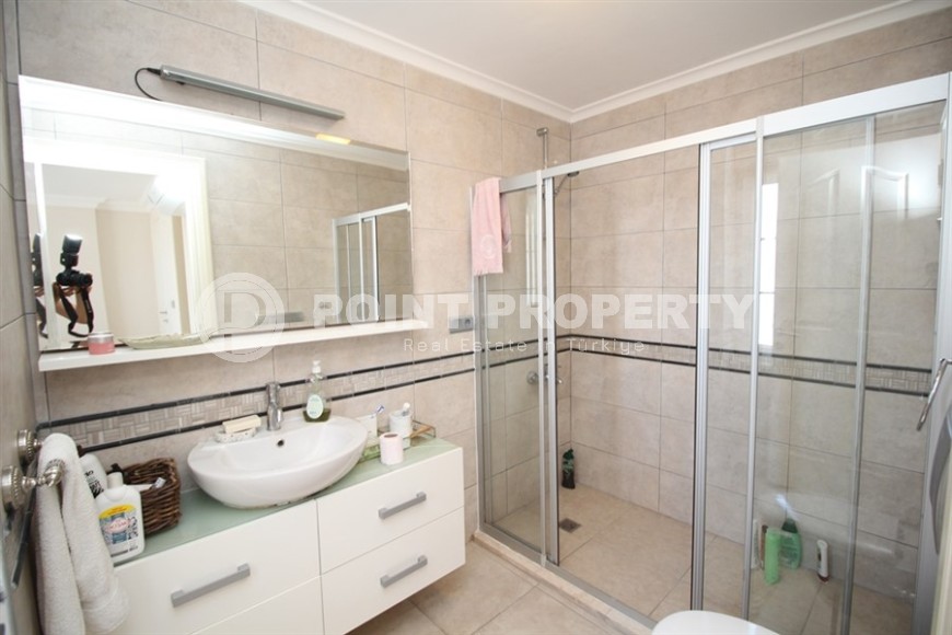 Comfortable panoramic villa overlooking the sea and the Alanya fortress, in the prestigious Tepe area-id-5747-photo-13