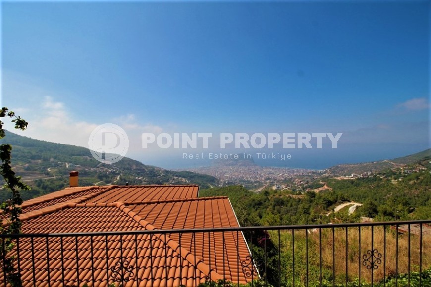 Comfortable panoramic villa overlooking the sea and the Alanya fortress, in the prestigious Tepe area-id-5747-photo-15