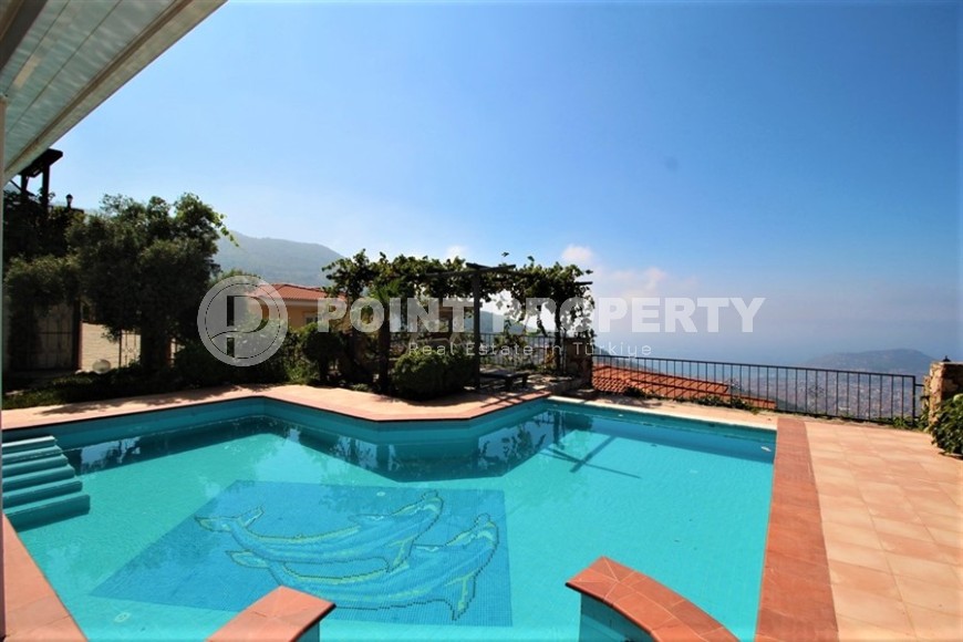 Comfortable panoramic villa overlooking the sea and the Alanya fortress, in the prestigious Tepe area-id-5747-photo-16
