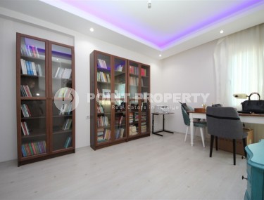 Большая двухуровневая квартира 3+1, на 5-м этаже с мансардой, в 300 метрах от моря-id-5752-фото-3