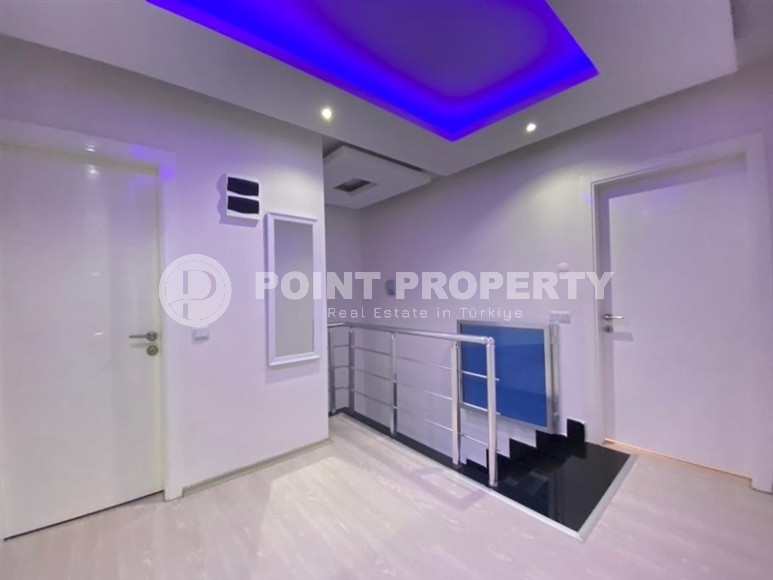 Большая двухуровневая квартира 3+1, на 5-м этаже с мансардой, в 300 метрах от моря-id-5752-фото-7