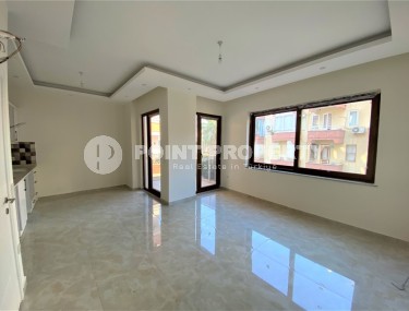 Новая квартира с чистовой отделкой в 150 метрах от моря, в самом центре Аланьи-id-5753-фото-3