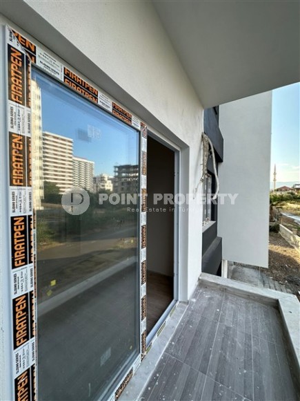 Современная квартира с качественной чистовой отделкой и приятным светлым интерьером, в 250 метрах от моря-id-5760-фото-11