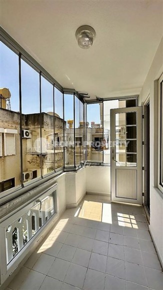 Просторная двухуровневая квартира на 4-м этаже с мансардой, в 300 метрах от роскошного песчаного пляжа и набережной-id-5761-фото-9