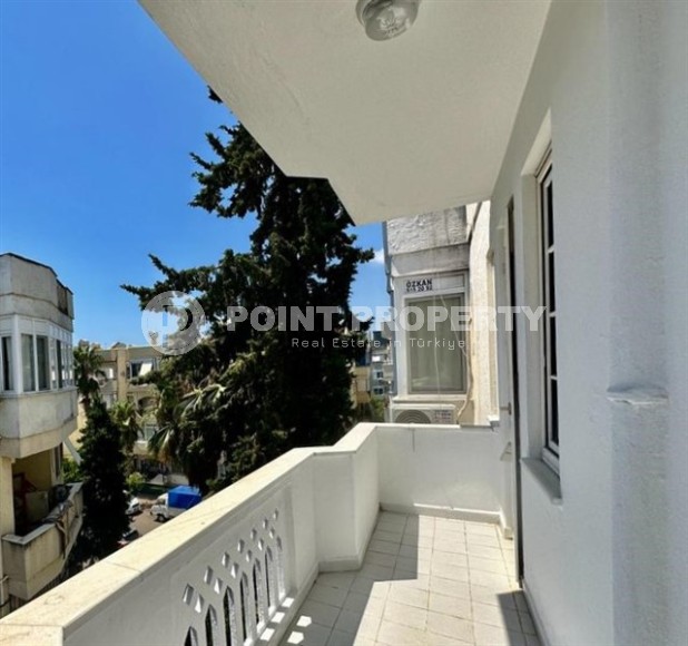 Просторная двухуровневая квартира на 4-м этаже с мансардой, в 300 метрах от роскошного песчаного пляжа и набережной-id-5761-фото-11