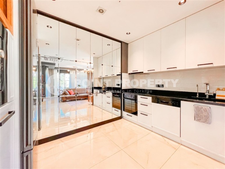 Комфортабельная просторная квартира 3+1, общей площадью 135 м2, в популярном районе Аланьи - Оба-id-5765-фото-3