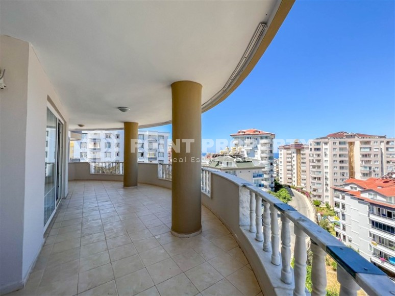 Апартаменты 2+1, общей площадью 115 м2, в 800 метрах от  моря, в живописном, комфортабельном районе Аланьи - Тосмур-id-5766-фото-14