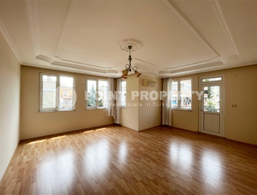Spacious 3+1 apartments with a total area of 150 m2 in the very center of the historical part of Alanya-id-1452-photo-2