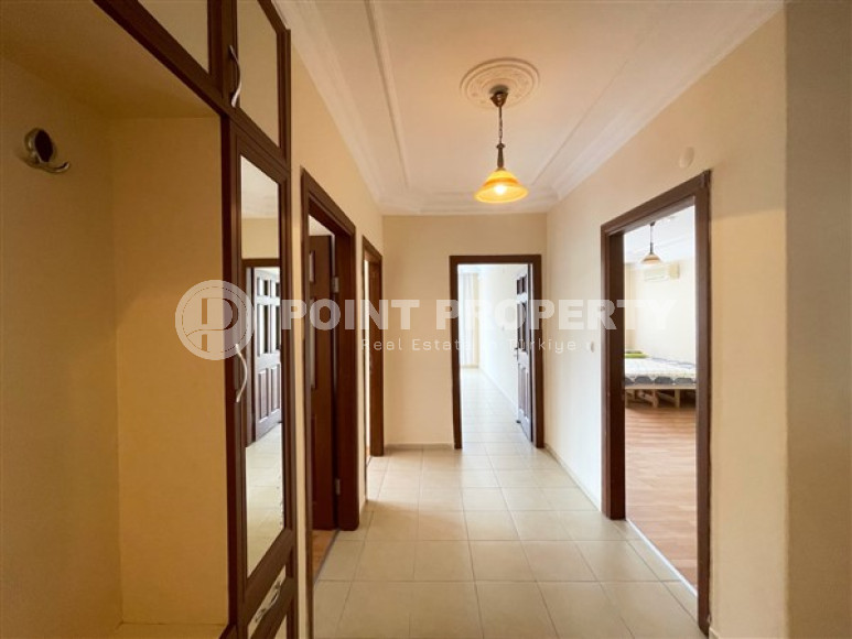 Spacious 3+1 apartments with a total area of 150 m2 in the very center of the historical part of Alanya-id-1452-photo-6