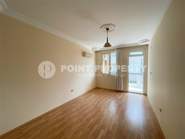 Spacious 3+1 apartments with a total area of 150 m2 in the very center of the historical part of Alanya-id-1452-photo-7