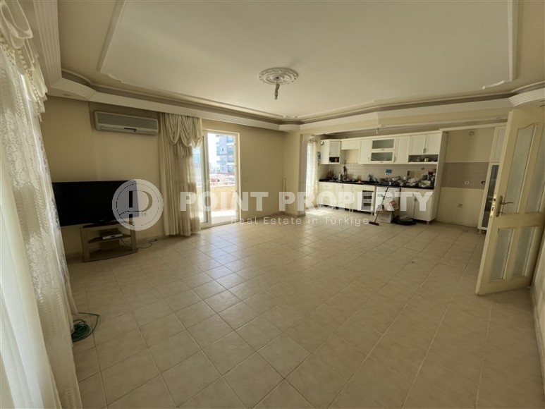 Spacious 2+1 apartment, on an area of 110 m2, 600 meters from the beach and promenade-id-5783-photo-2