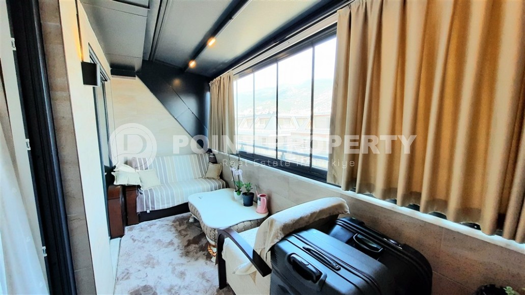 Стильная двухуровневая квартира на 5-м этаже с мансардой, в 300 метрах от пляжа Клеопатры-id-5787-фото-11