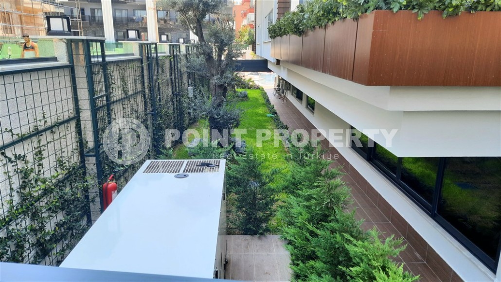 Стильная двухуровневая квартира на 5-м этаже с мансардой, в 300 метрах от пляжа Клеопатры-id-5787-фото-22