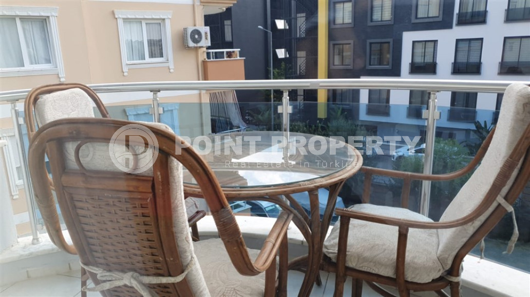 Spacious three-room apartment 100 m2, just 600 meters from the sea, Cikcilli area-id-1453-photo-17