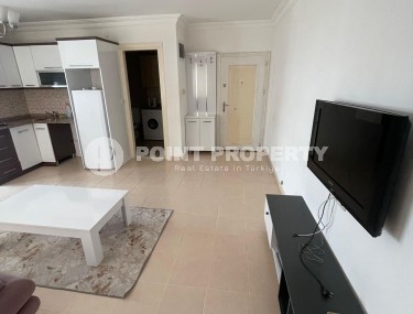 Небольшая меблированная квартира с одной спальной комнатой, в 300 метрах от пляжа и набережной-id-5792-фото-2