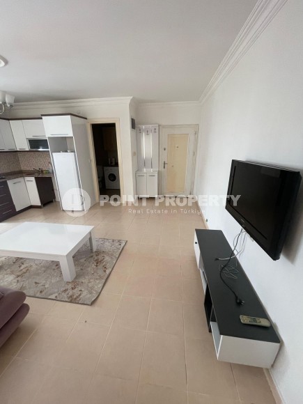 Небольшая меблированная квартира с одной спальной комнатой, в 300 метрах от пляжа и набережной-id-5792-фото-2