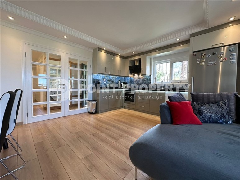 Современная вилла 2018 года постройки, в двух километрах от моря, в элитном районе Аланьи - Тепе-id-5800-фото-5