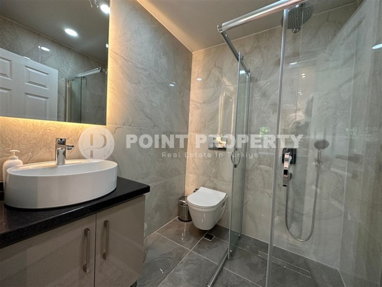 Современная вилла 2018 года постройки, в двух километрах от моря, в элитном районе Аланьи - Тепе-id-5800-фото-9