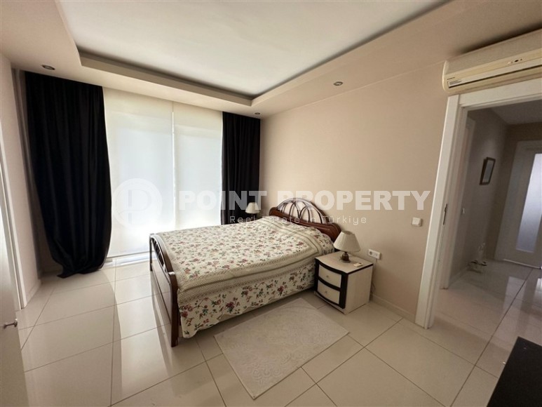 Просторная квартира 2+1, общей площадью 140 м2, в 200 метрах от моря, в центре района Махмутлар-id-5806-фото-4