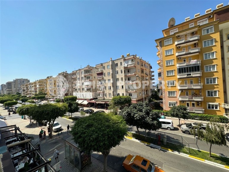 Просторная квартира 2+1, общей площадью 140 м2, в 200 метрах от моря, в центре района Махмутлар-id-5806-фото-13